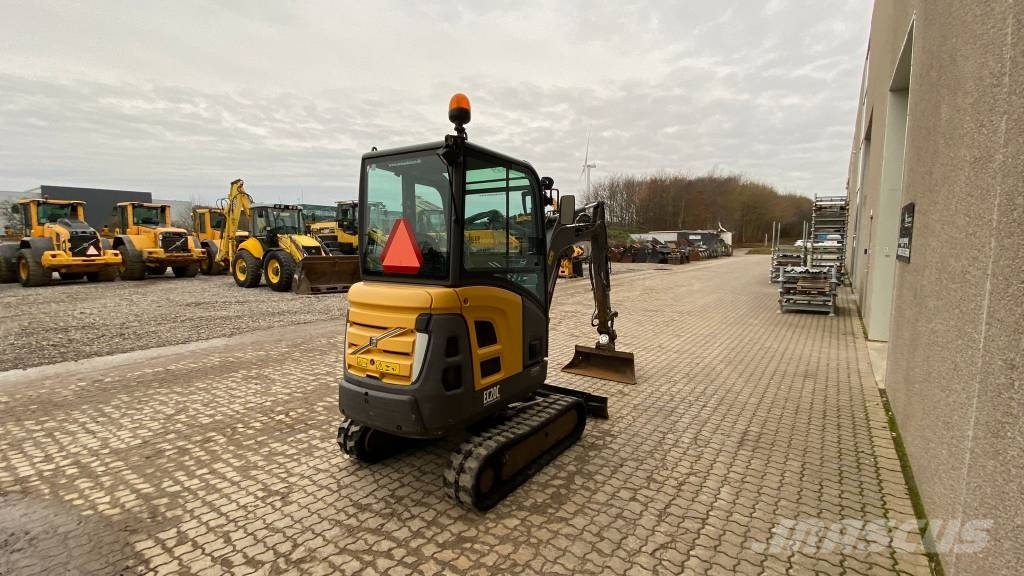 Volvo EC 20 C Minigraafmachines < 7t