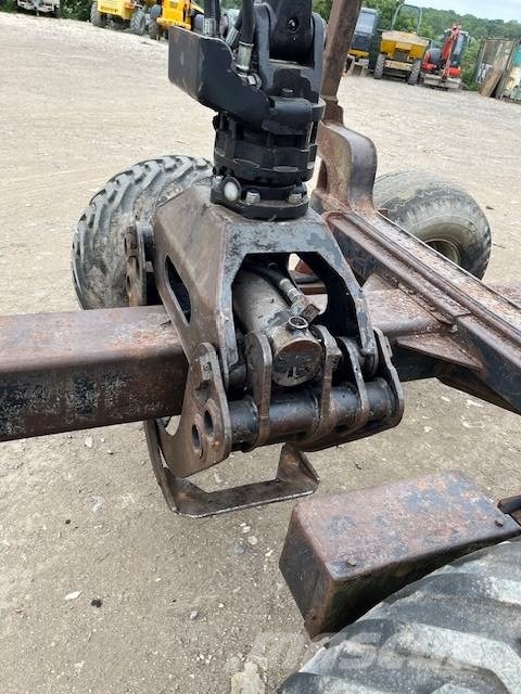 Botex 11TON Metsäperävaunut