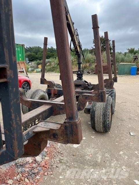 Botex 11TON Metsäperävaunut