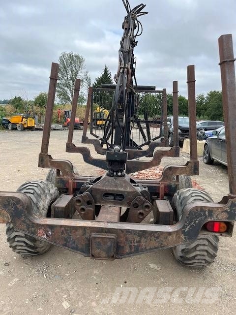 Botex 11TON Metsäperävaunut