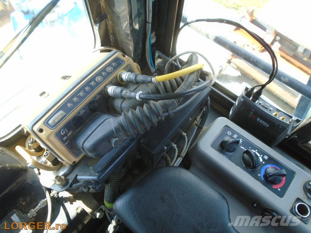 Komatsu D61PX-23 / With 3D laser GPS Vikšriniai buldozeriai