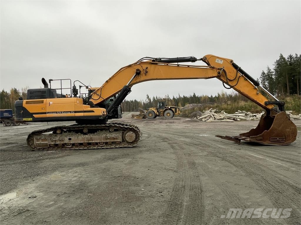 Hyundai HX520L Crawler excavators