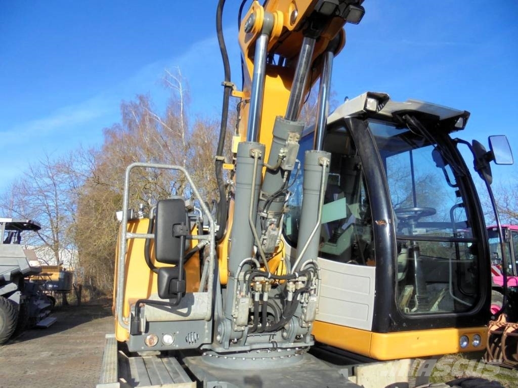 Liebherr A 920 Litronic Колёсные экскаваторы
