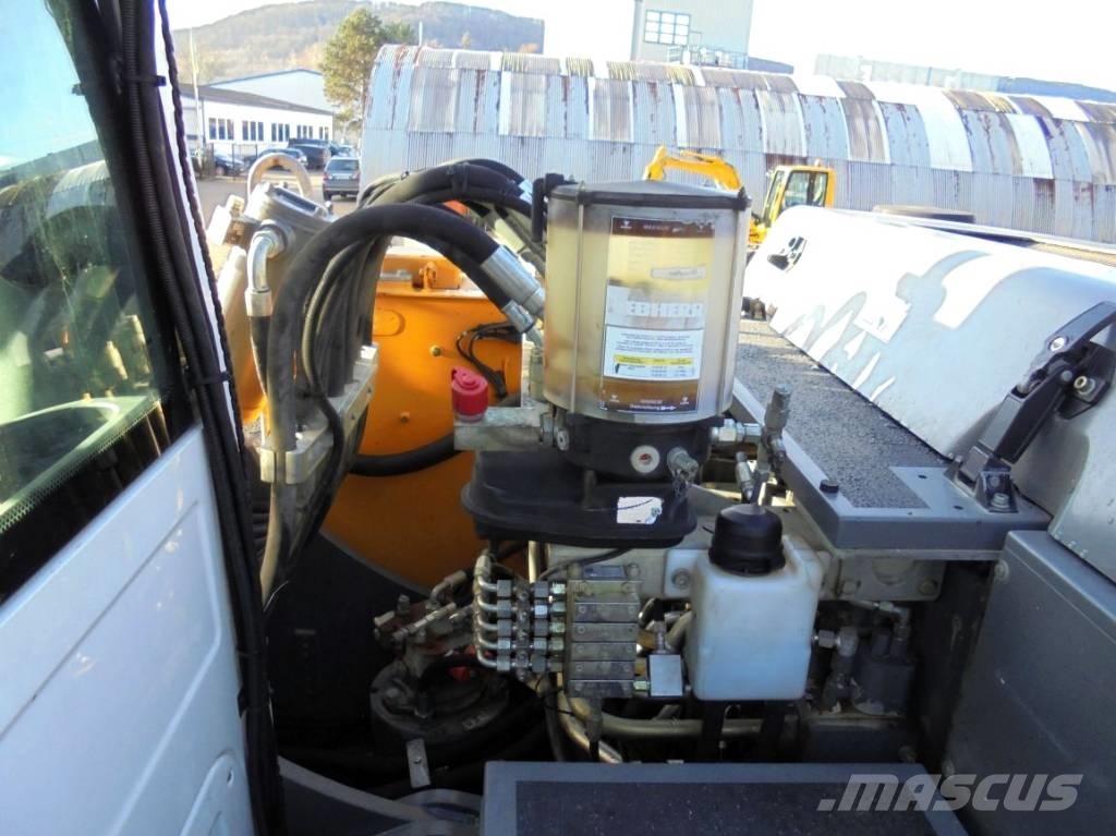 Liebherr A 920 Litronic Колёсные экскаваторы