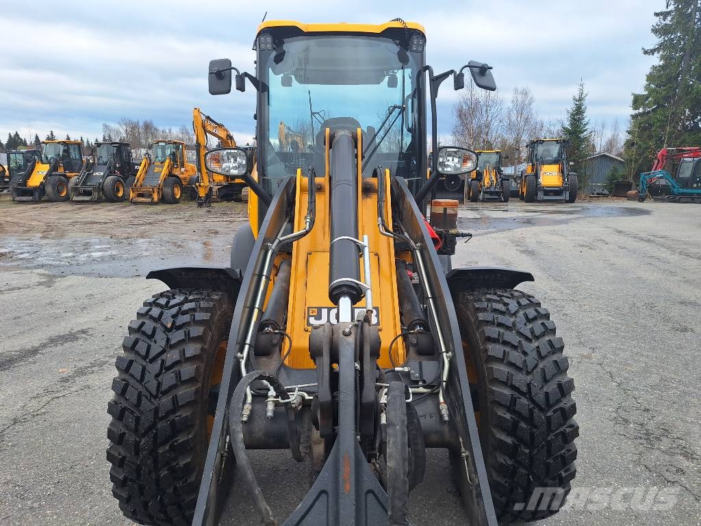 JCB 409 SV لوادر بعجل