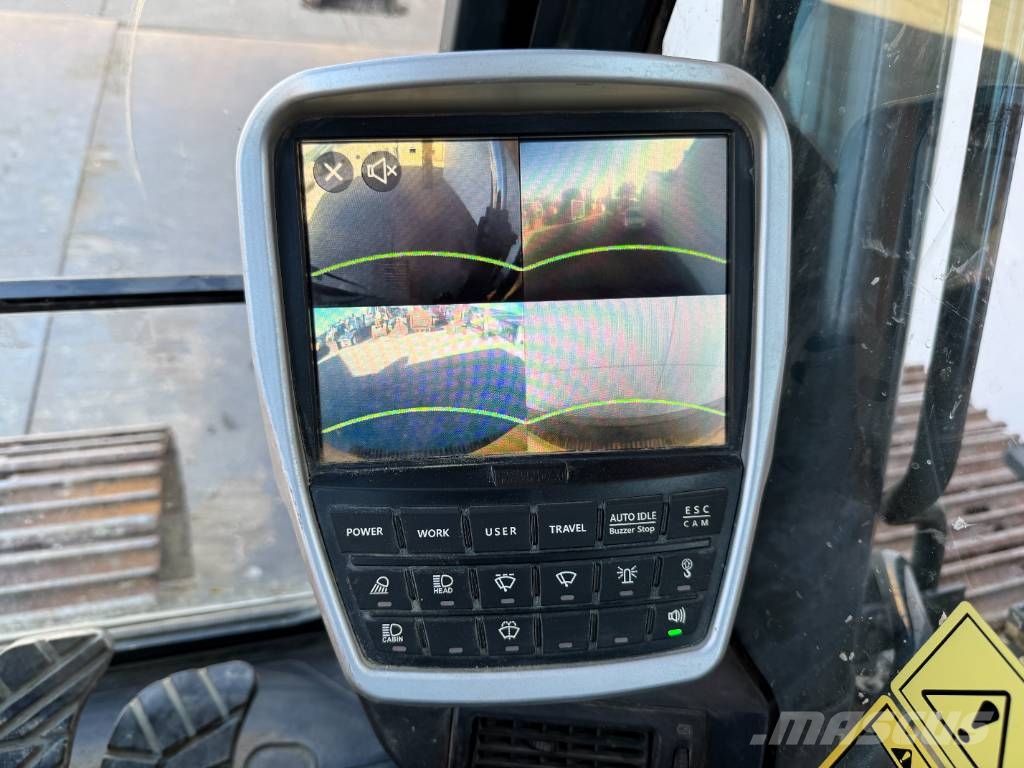 Hyundai HX220L - 360° Camera / Automatic Greasing Rupsgraafmachines