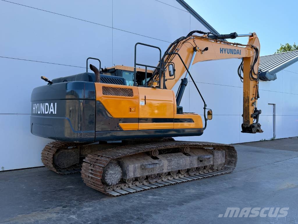 Hyundai HX220L - 360° Camera / Automatic Greasing Rupsgraafmachines