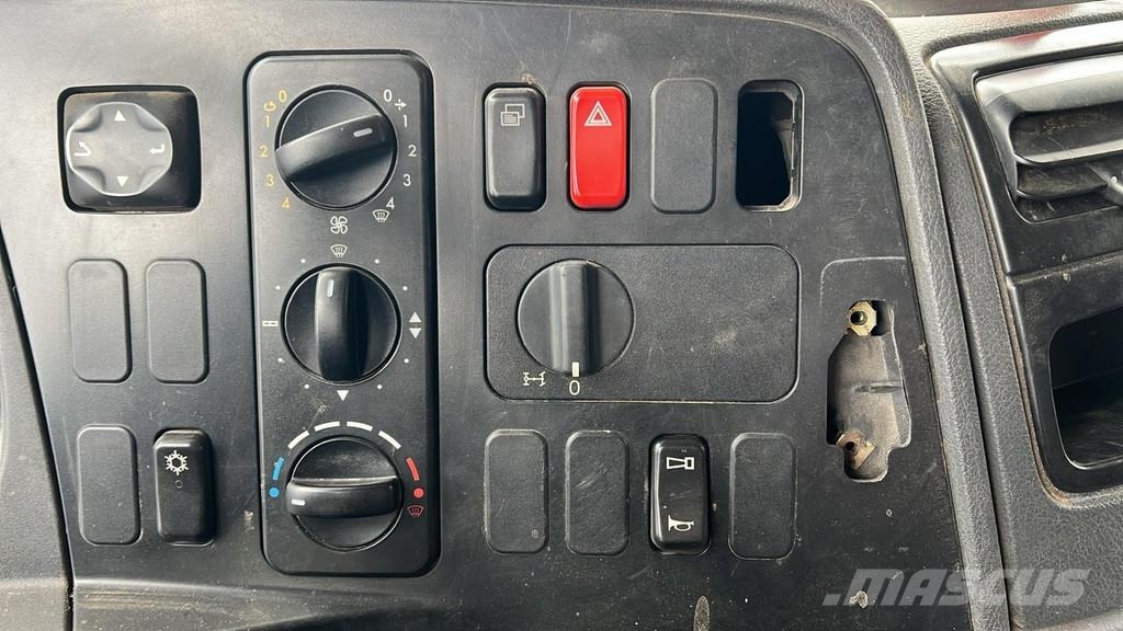 Mercedes-Benz Axor 1828 (BELGIAN TRUCK / HIAB 122 E / MANUAL GEA Kipper