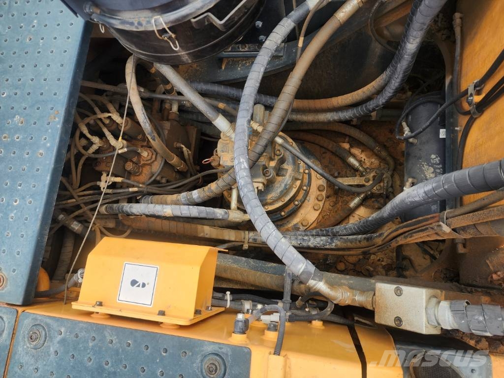Hyundai HX 300 Gravemaskiner på larvebånd