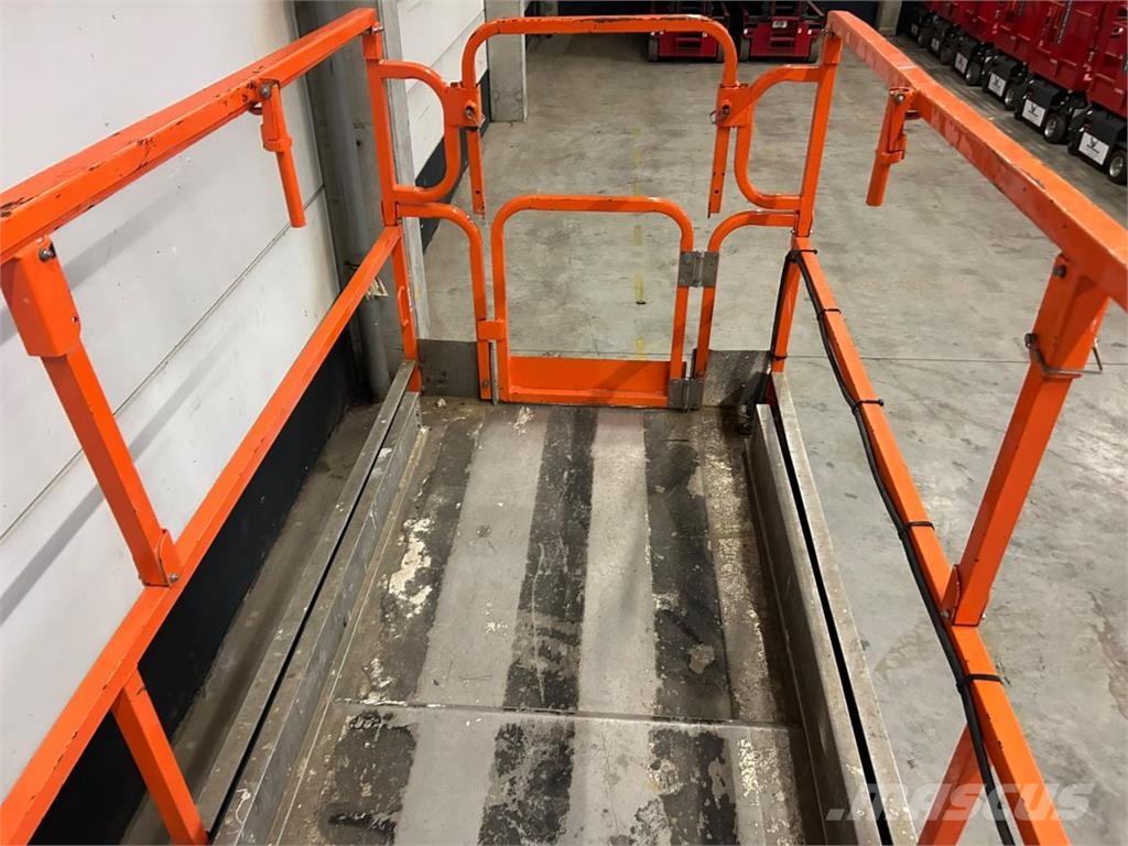 JLG 3246 ES (0930) Scheren-Arbeitsbühnen