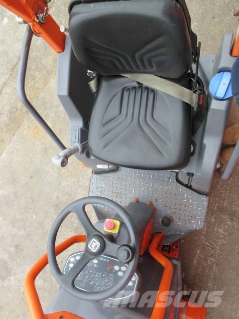 Hamm HD 10 VV مداحل ثنائية الاسطوانة
