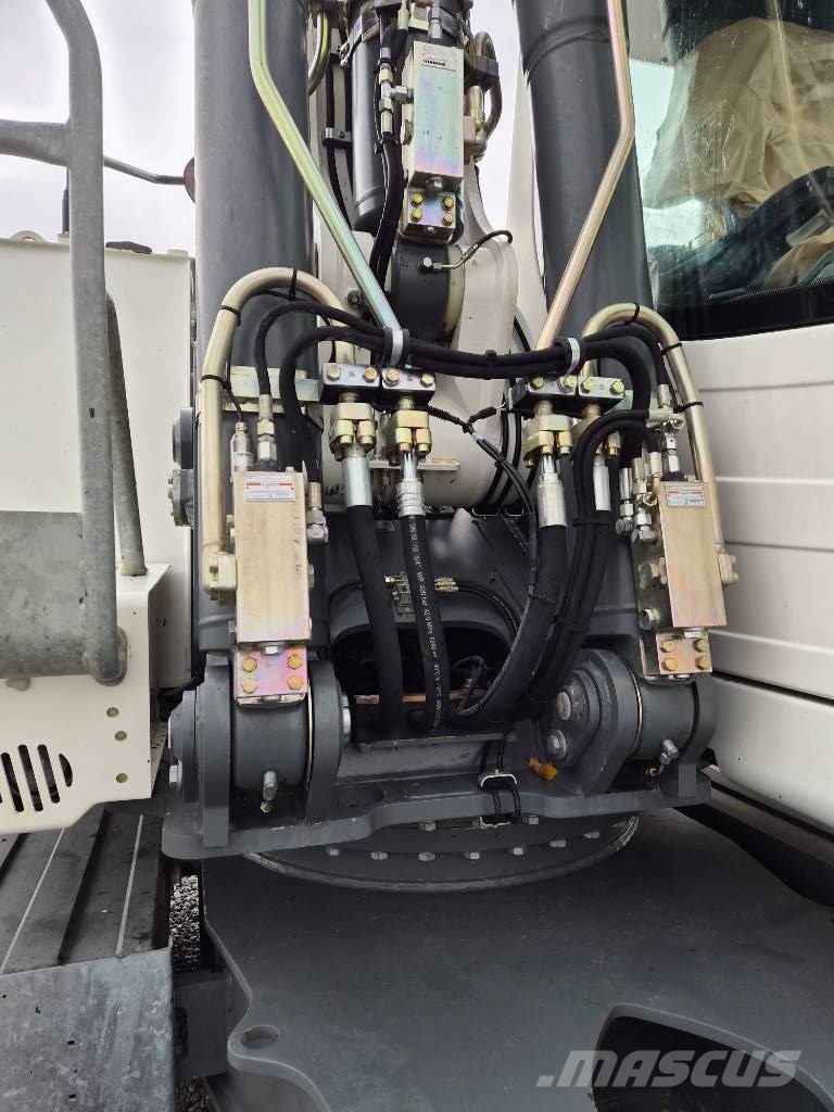 Liebherr A 920 Litronic Bagri na kolesih