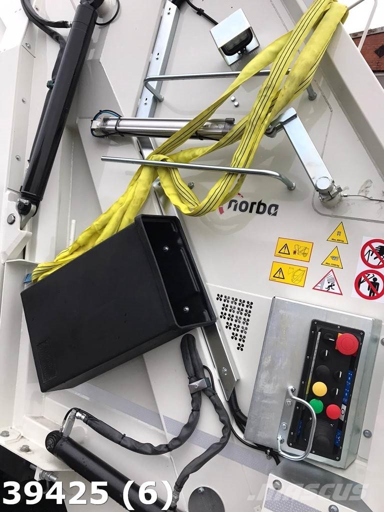 Volvo FE 250 GeesinkNorba Renovationslastbiler