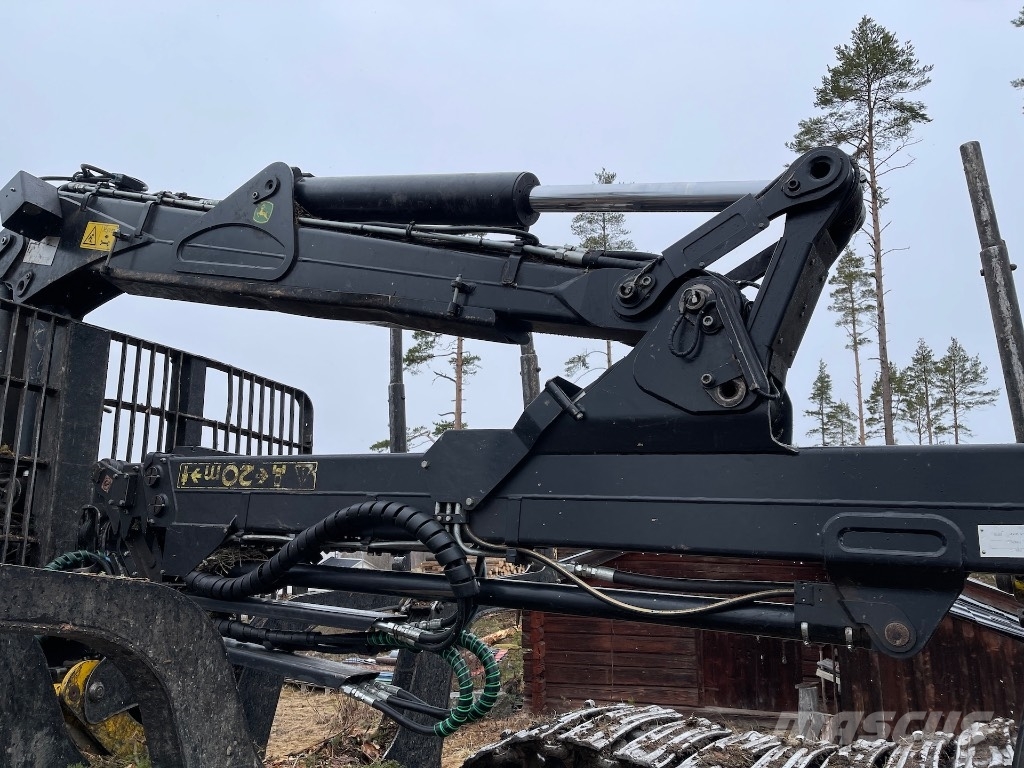 John Deere 1510 E Naudoti miškovežiai (Forvarderiai)