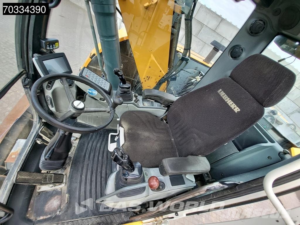 Liebherr A 914 Compact Select حفارات بعجل