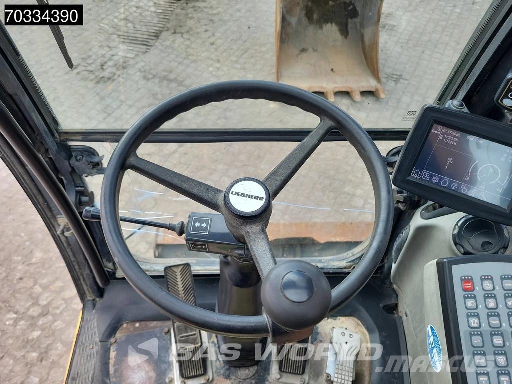 Liebherr A 914 Compact Select حفارات بعجل
