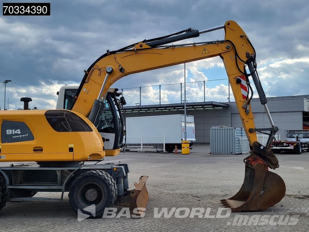 Liebherr A 914 Compact Select حفارات بعجل