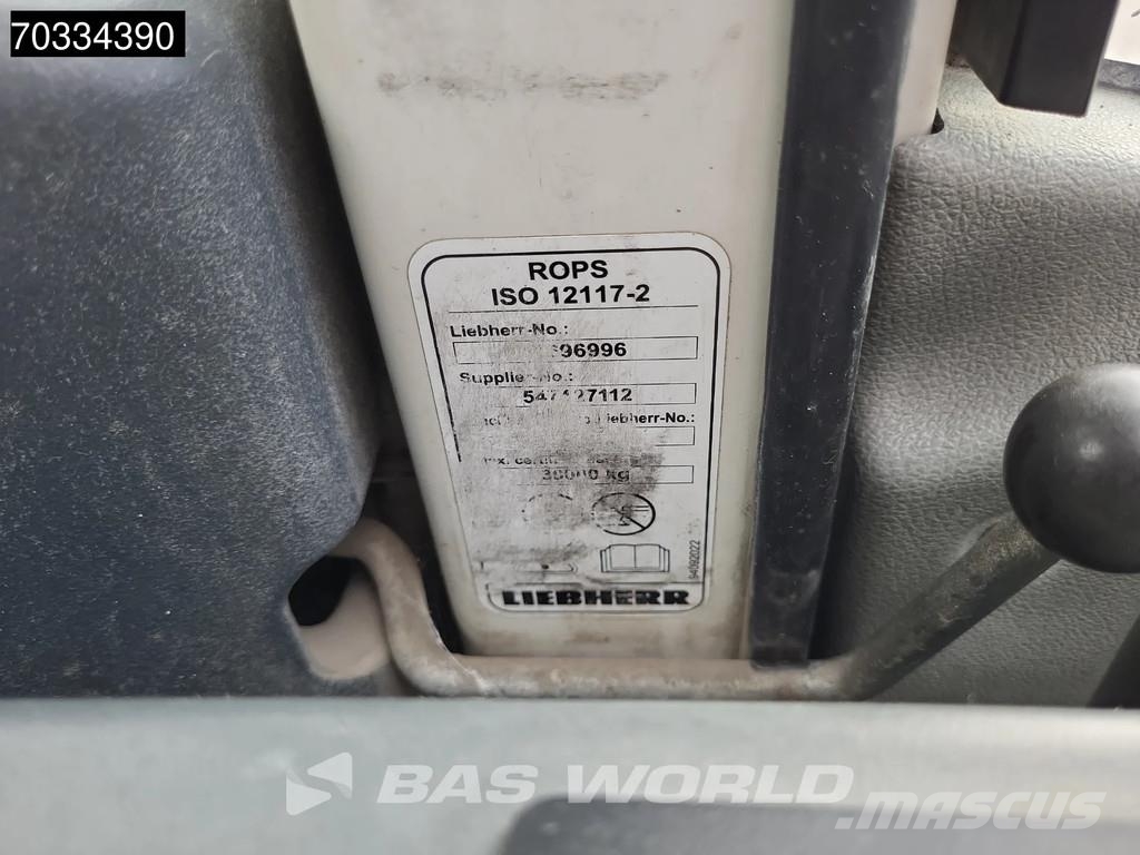 Liebherr A 914 Compact Select حفارات بعجل