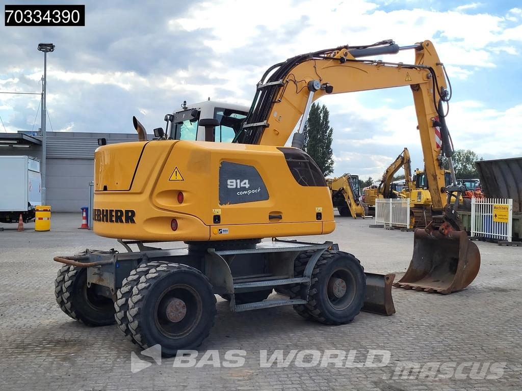 Liebherr A 914 Compact Select حفارات بعجل
