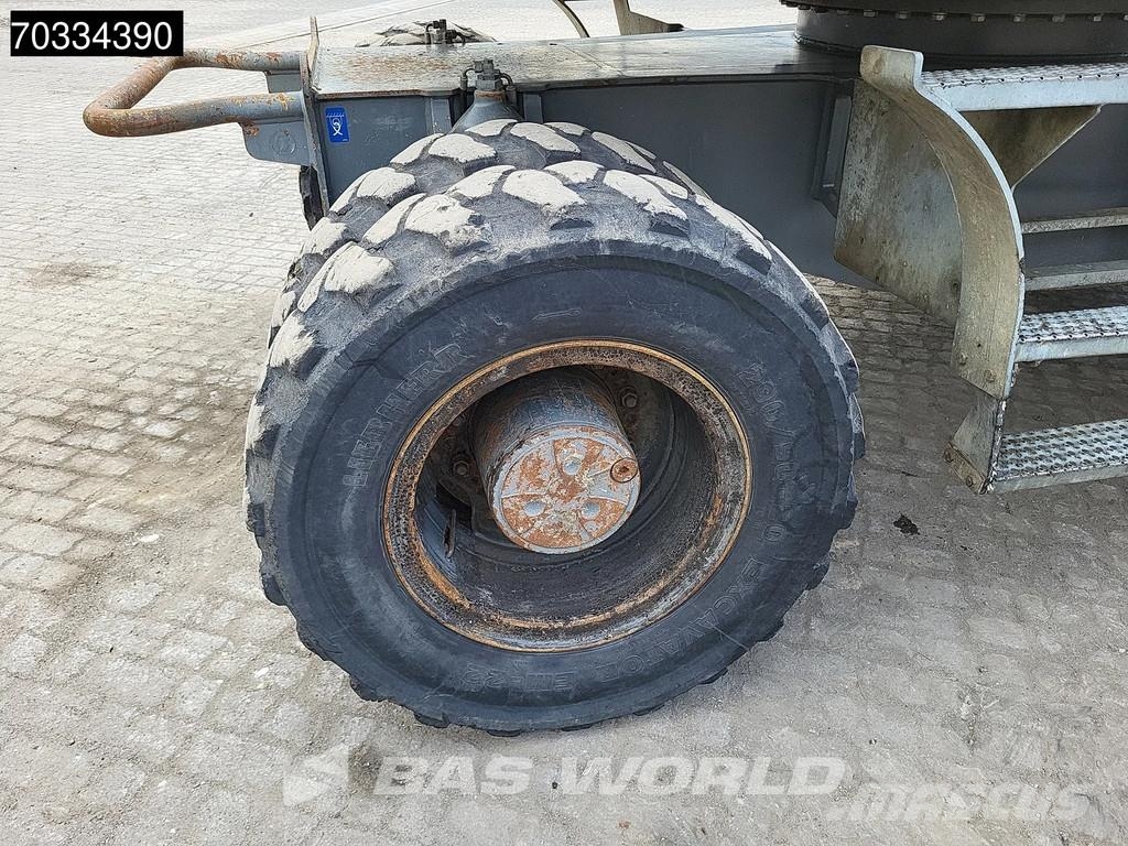 Liebherr A914 Compact Select Bageri na kotačima