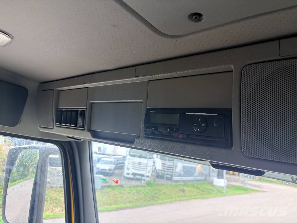 Volvo FM Bakwagens met gesloten opbouw