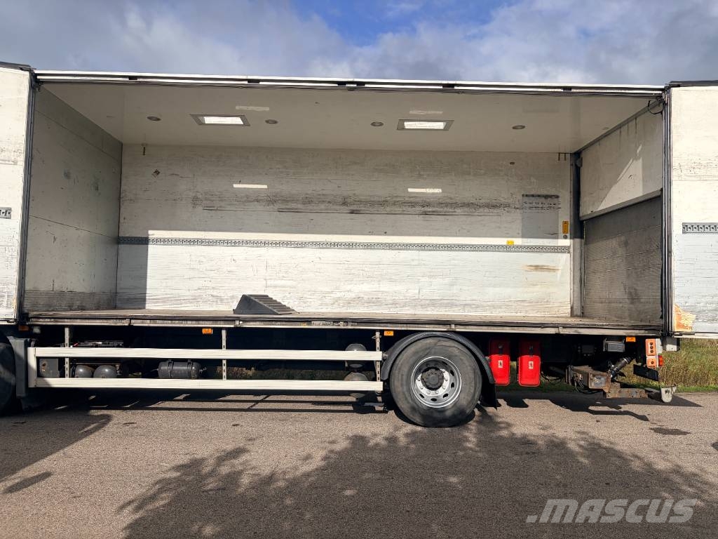 Volvo FM Bakwagens met gesloten opbouw