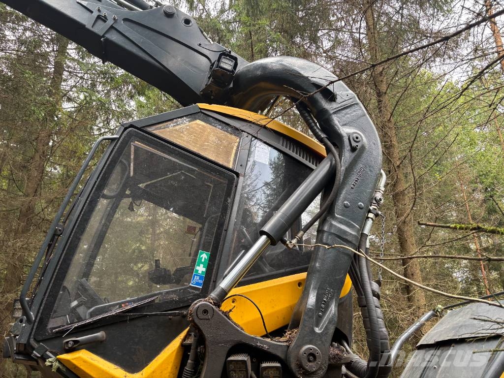 Ponsse SCORPION 8W Harvester