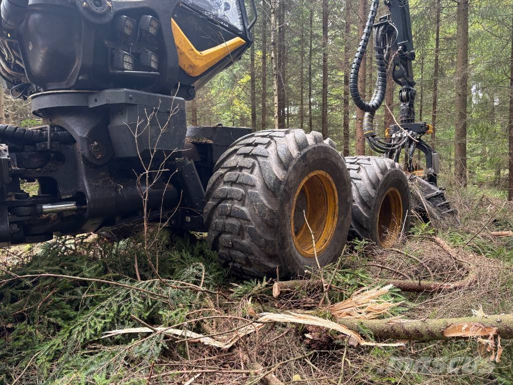 Ponsse SCORPION 8W Harvester