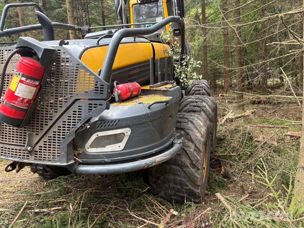 Ponsse SCORPION 8W Harvester