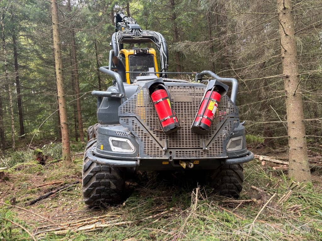 Ponsse SCORPION 8W Harvester