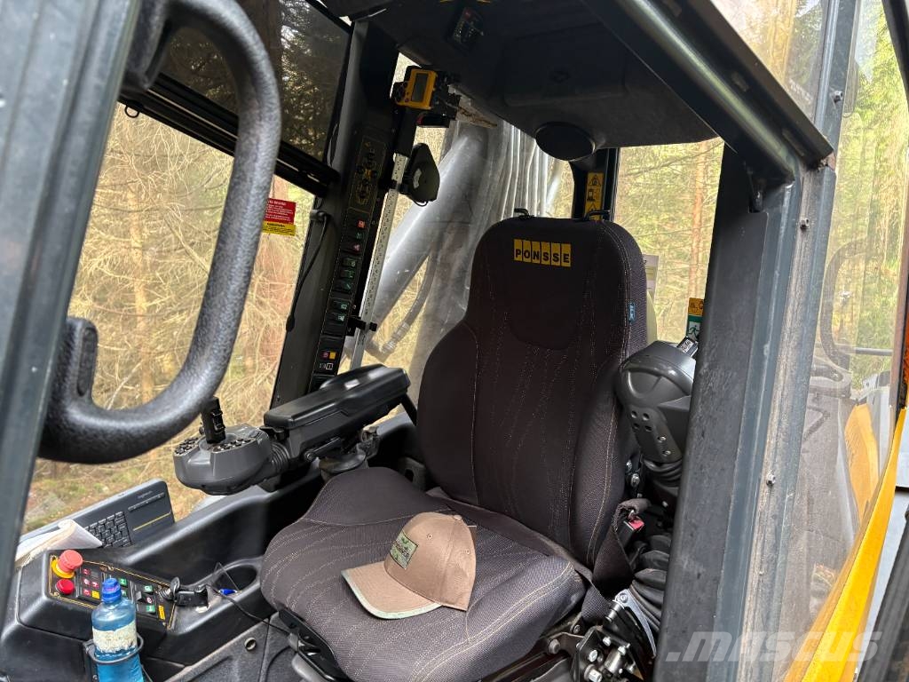 Ponsse SCORPION 8W Harvester