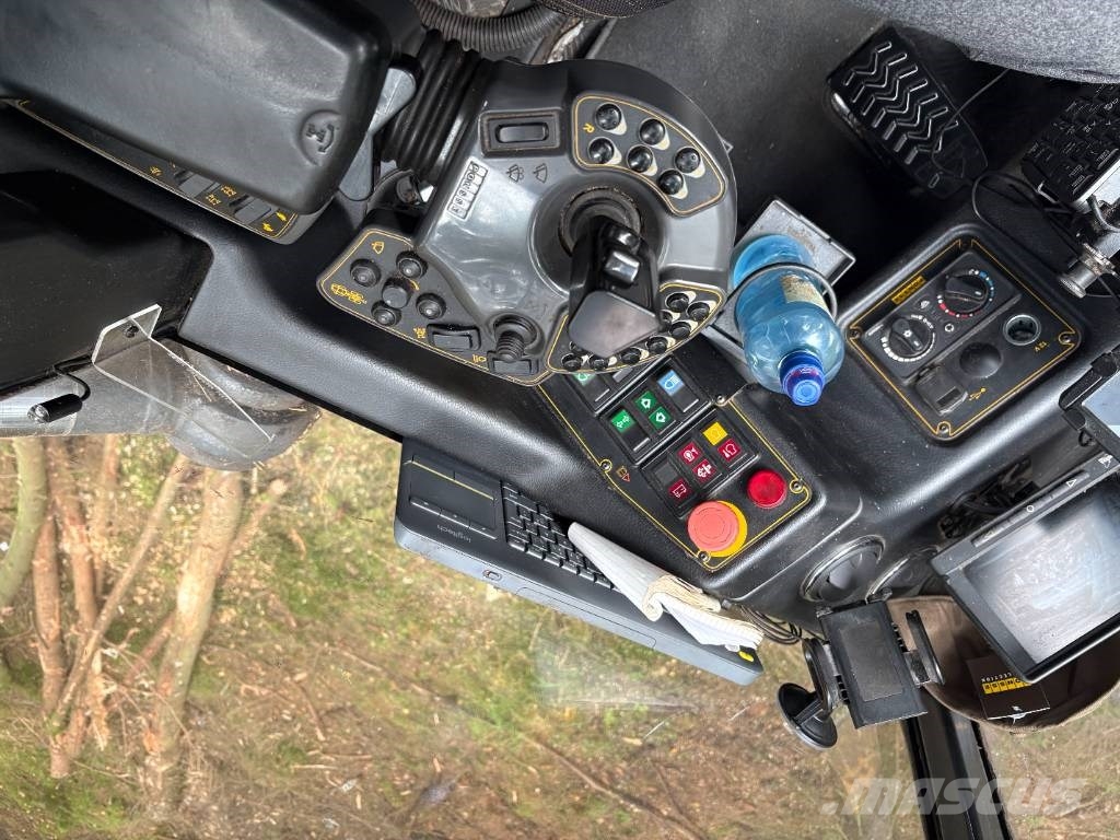 Ponsse SCORPION 8W Harvester