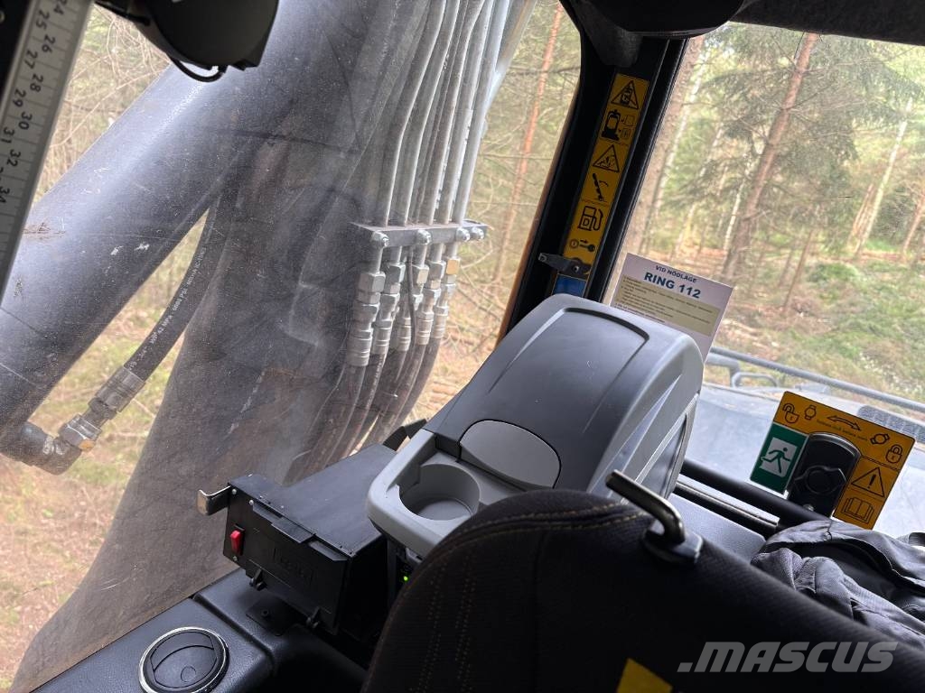 Ponsse SCORPION 8W Harvester