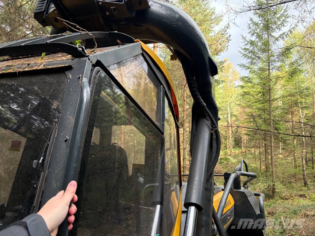 Ponsse SCORPION 8W Harvester