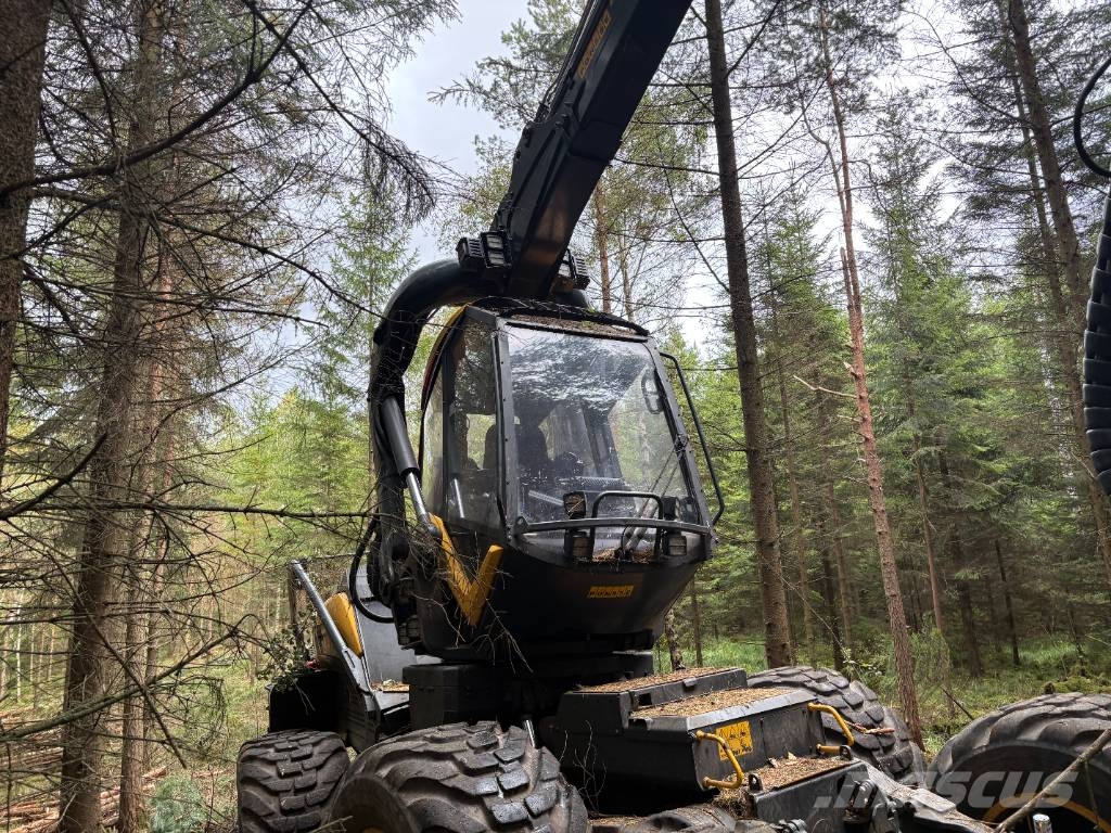 Ponsse SCORPION 8W Harvester