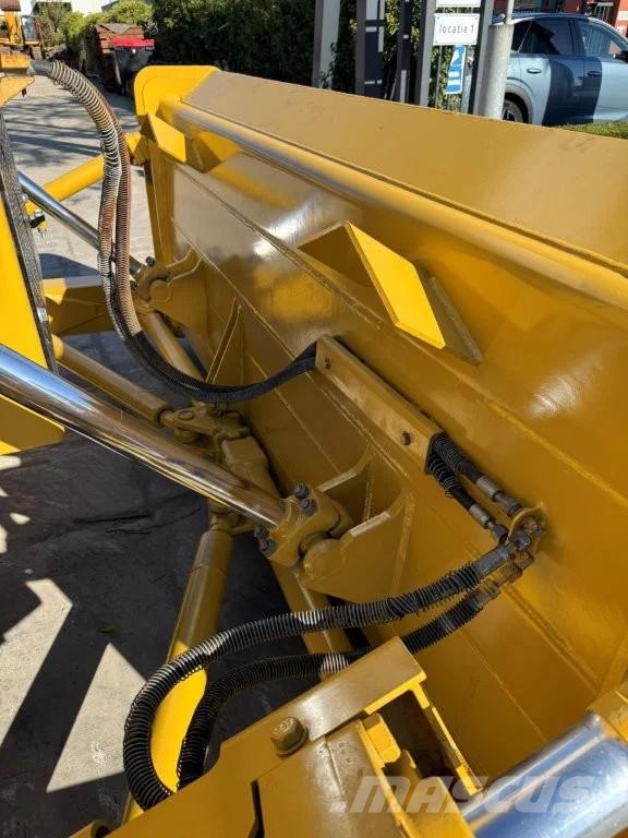 CAT D7G2 (D7R D8R) Rupsdozers