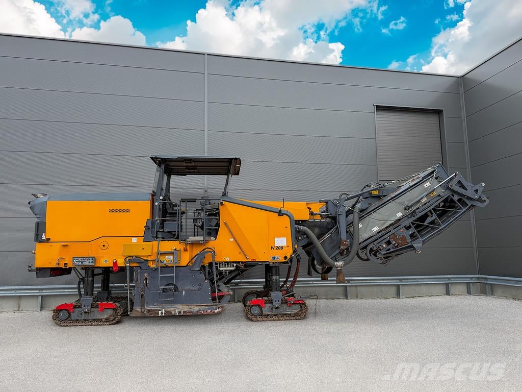 Wirtgen W 200 I Asphalt cold milling machines