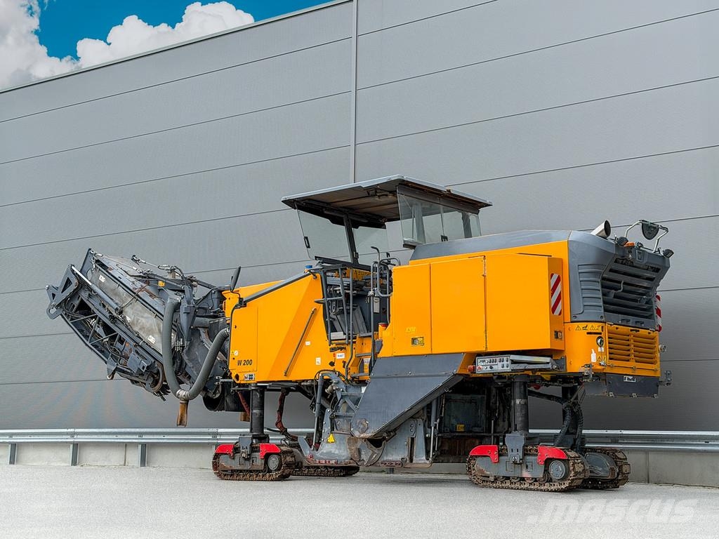 Wirtgen W 200 I Asphalt cold milling machines