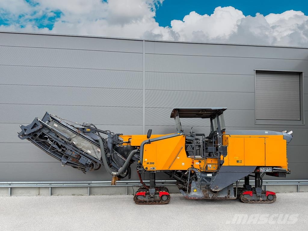 Wirtgen W 200 I Asphalt cold milling machines