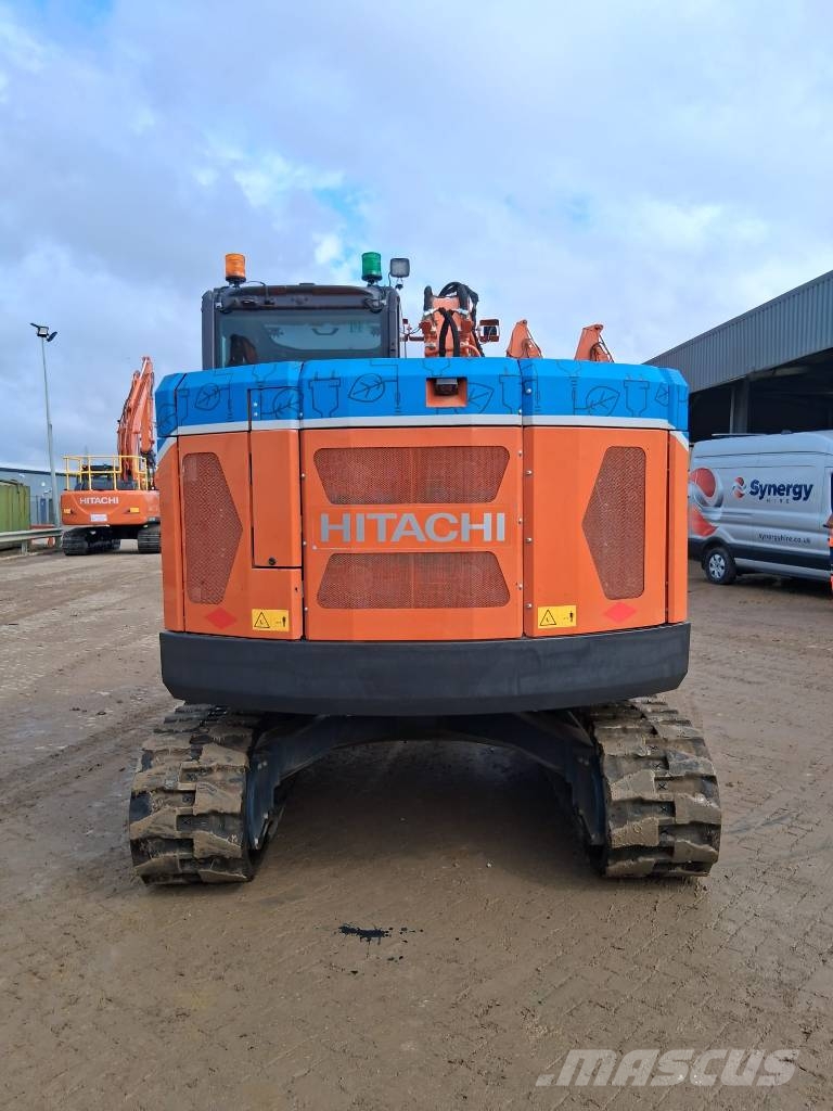 Hitachi ZE85 Közepes (midi) kotrók 7 t - 12 t