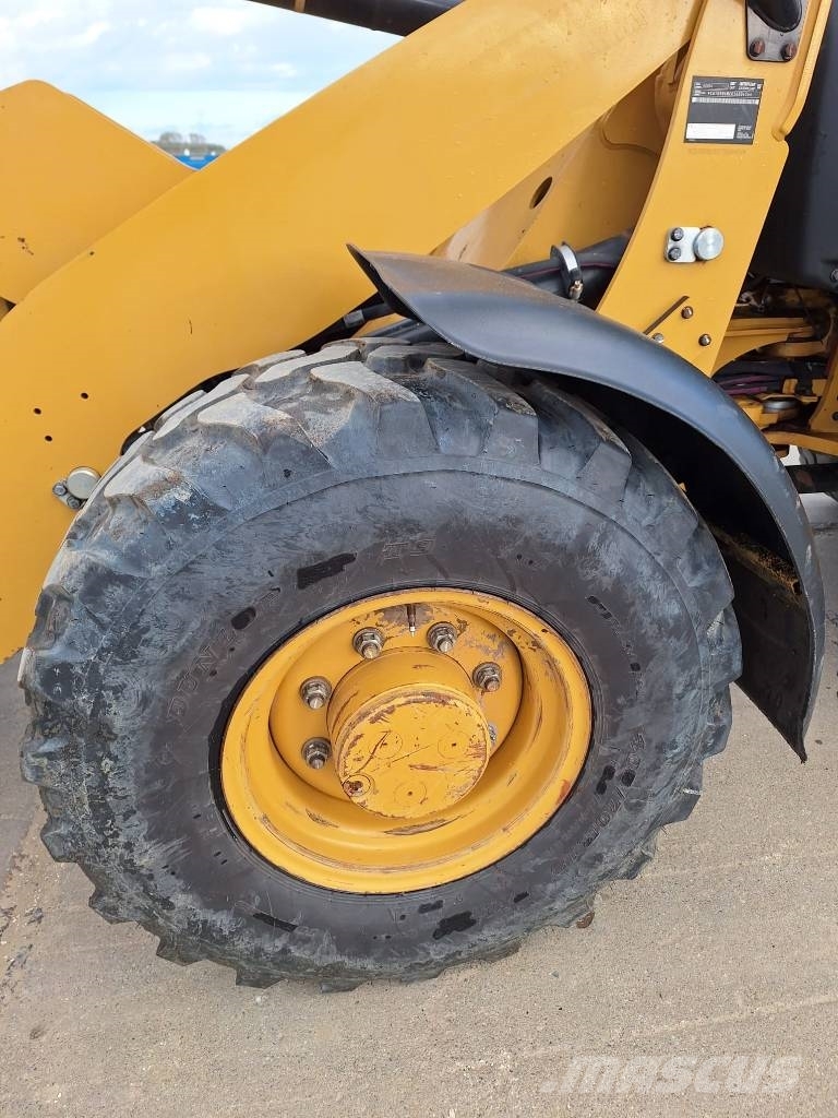 CAT 906 M Radlader
