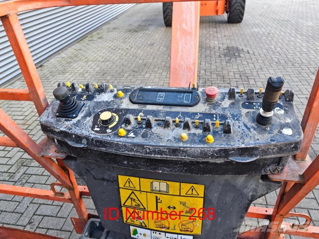 JLG 1200 SJP ブームリフト　直伸型