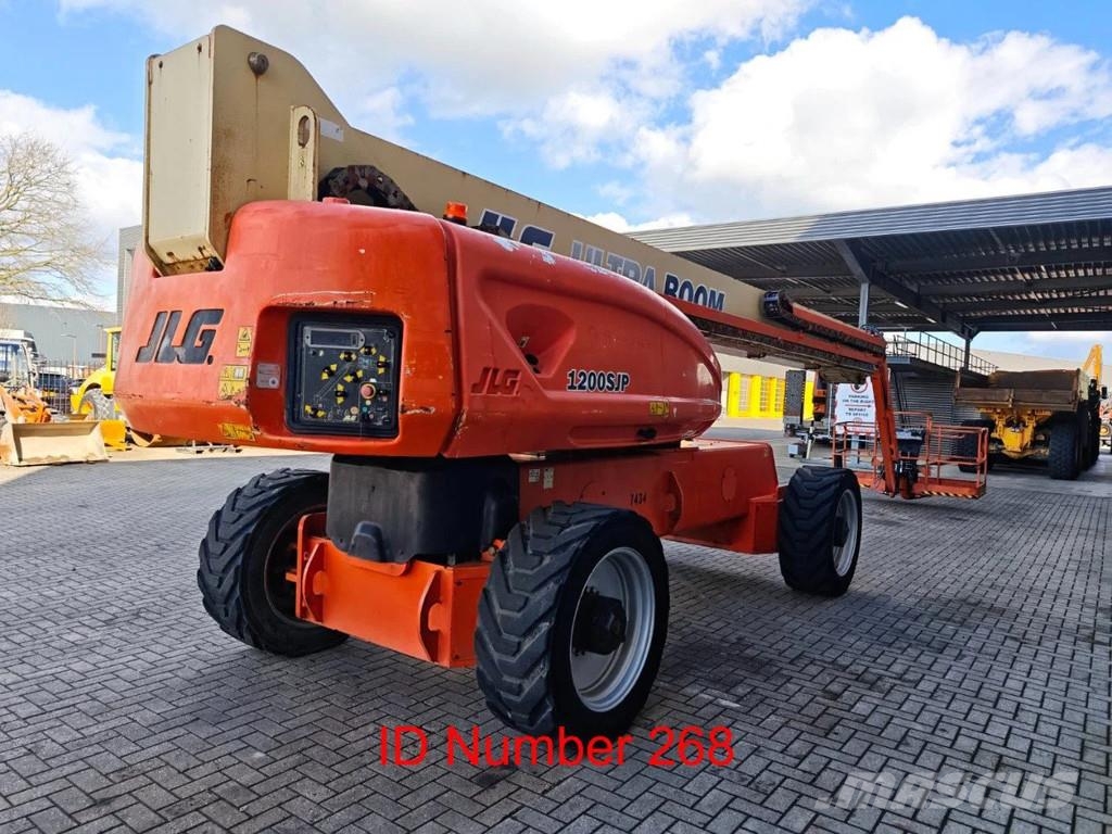 JLG 1200 SJP ブームリフト　直伸型