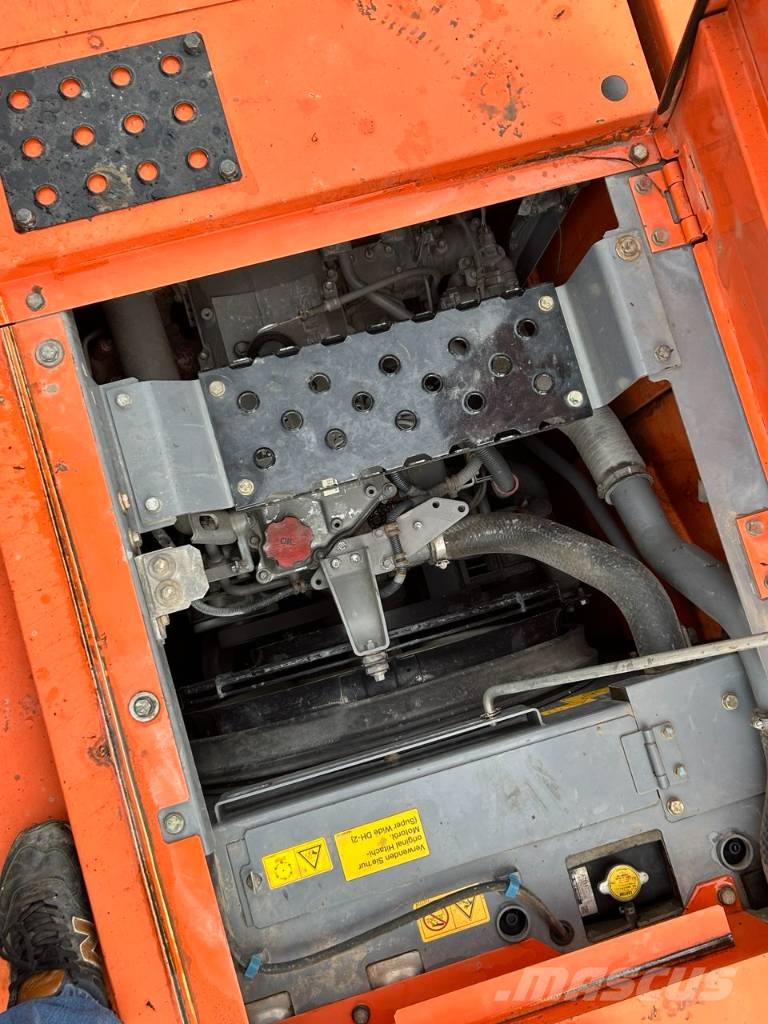 Hitachi ZX 225 US LC-5 B 履帶式 挖土機/掘鑿機/挖掘機