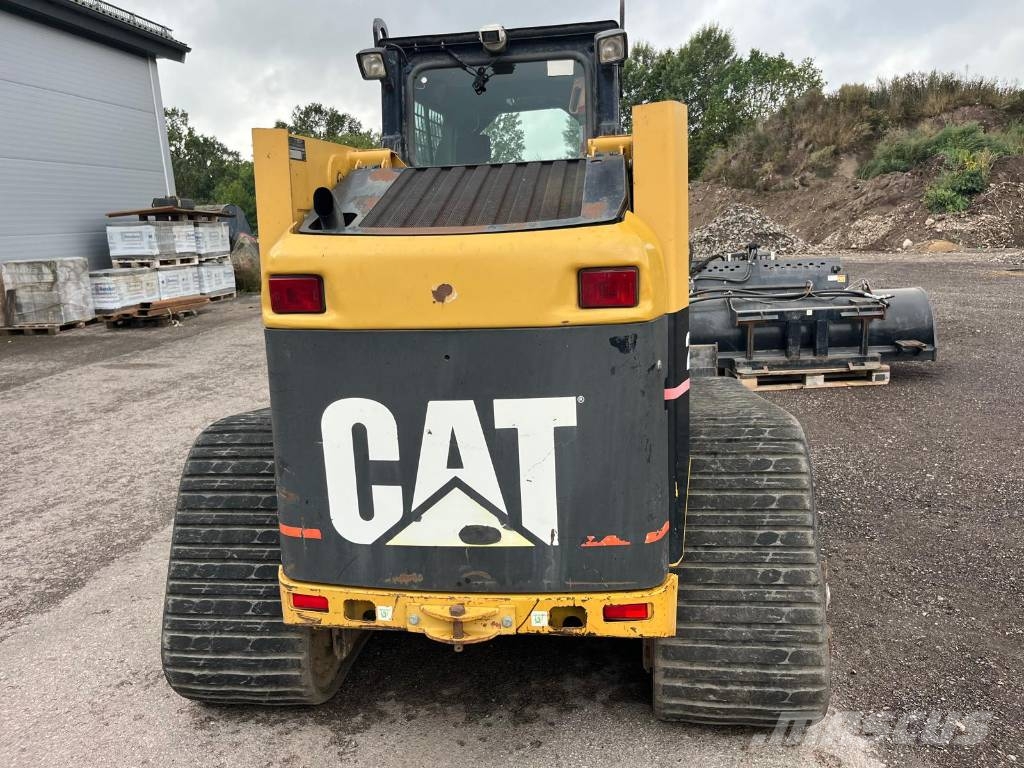 CAT 277 B skopa gafflar jordfräs stensamlare Skid steer mini nakladalci