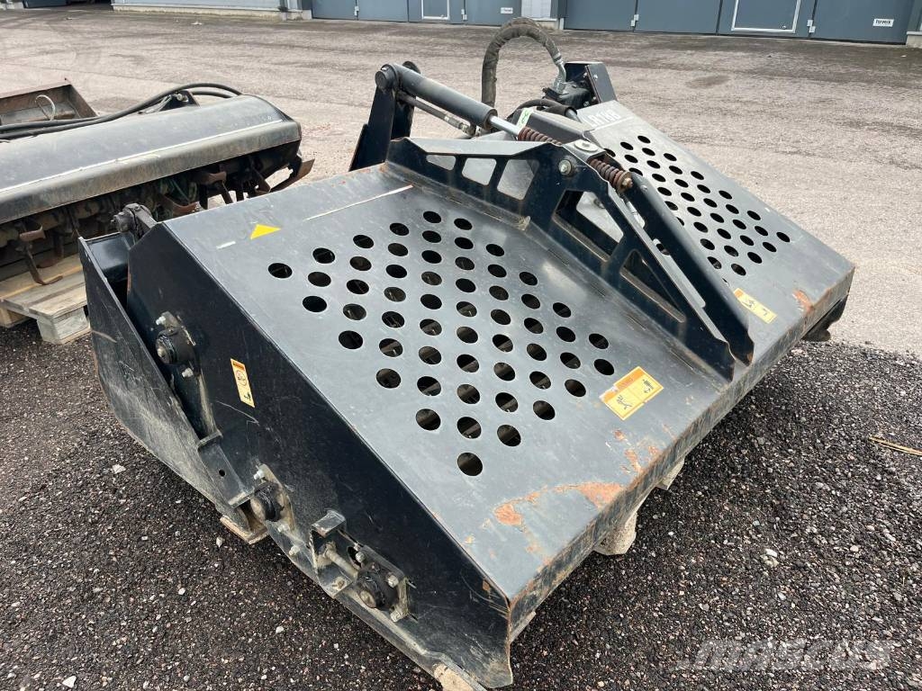 CAT 277 B skopa gafflar jordfräs stensamlare Skid steer mini nakladalci