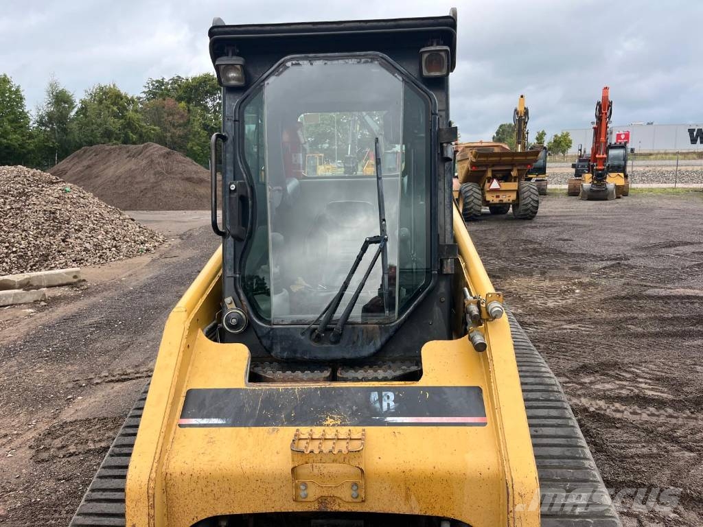 CAT 277 B skopa gafflar jordfräs stensamlare Skid steer mini nakladalci