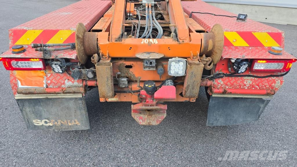 Volvo FH Hook lift trucks
