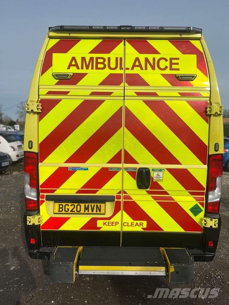 Fiat Ducato A&E Fiat Ducato A&E Vehicle with Stryker Pr Ambulancias