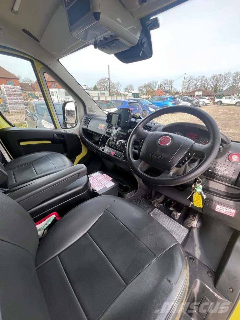 Fiat Ducato A&E Fiat Ducato A&E Vehicle with Stryker Pr Ambulancias